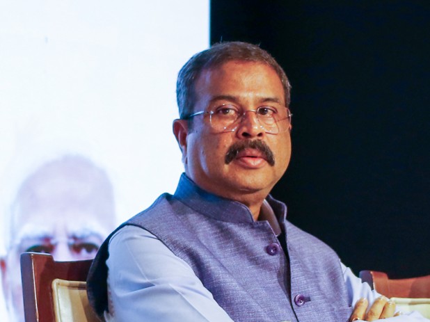 Menteri Pendidikan India letak jawatan susulan bantahan pelajar